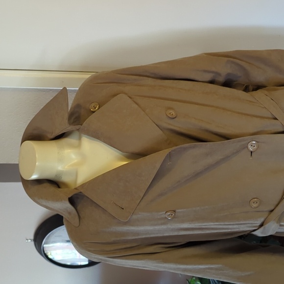 London Fog Vintage Trench Coat - Picture 3 of 15